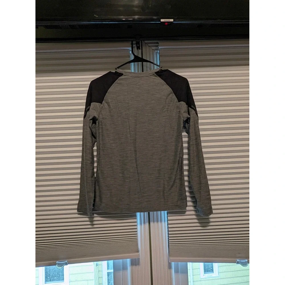 Russell Boys Dri-Power 360 Gray Long Sleeve Active Shirt Large 10-12 RU77192C